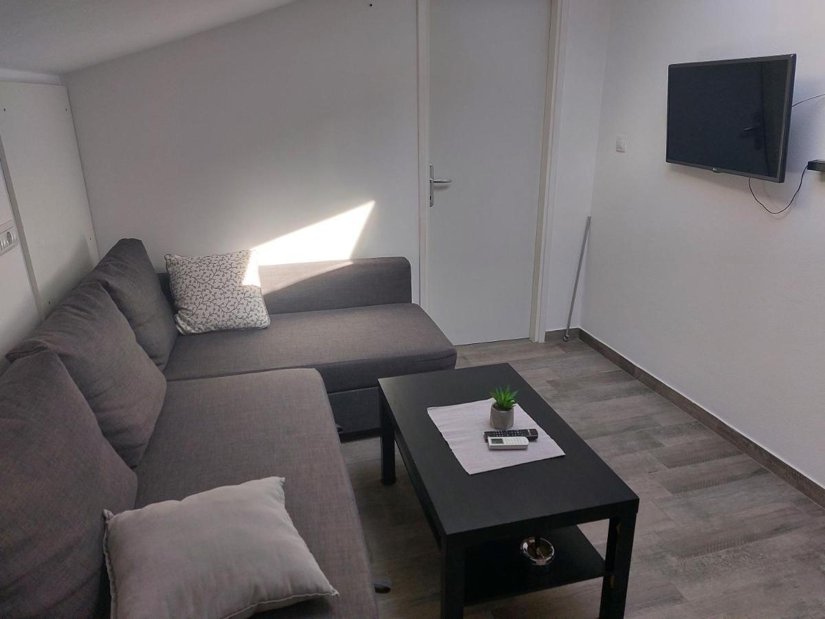 Apartmani Popovic 波雷奇 外观 照片