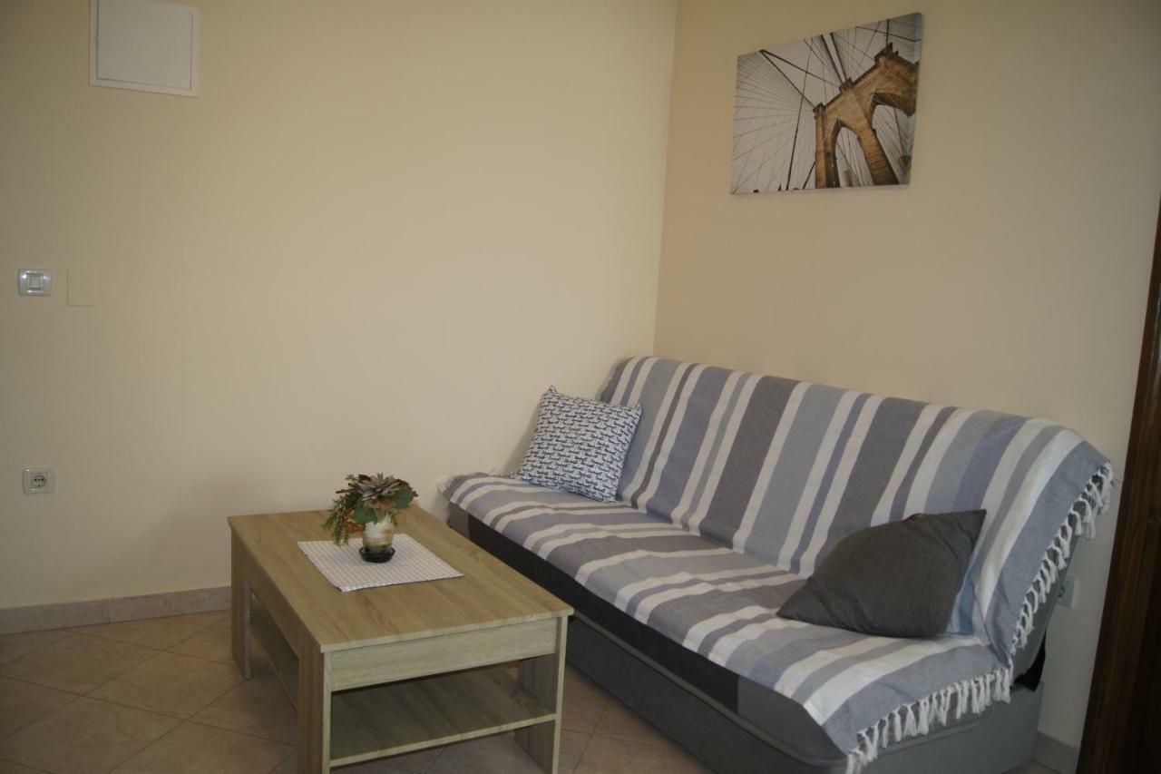 Apartmani Popovic 波雷奇 外观 照片