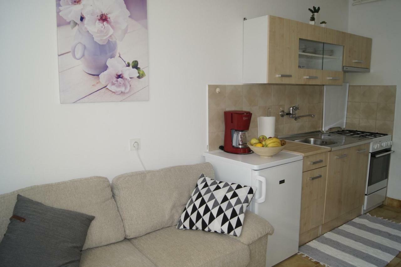 Apartmani Popovic 波雷奇 外观 照片